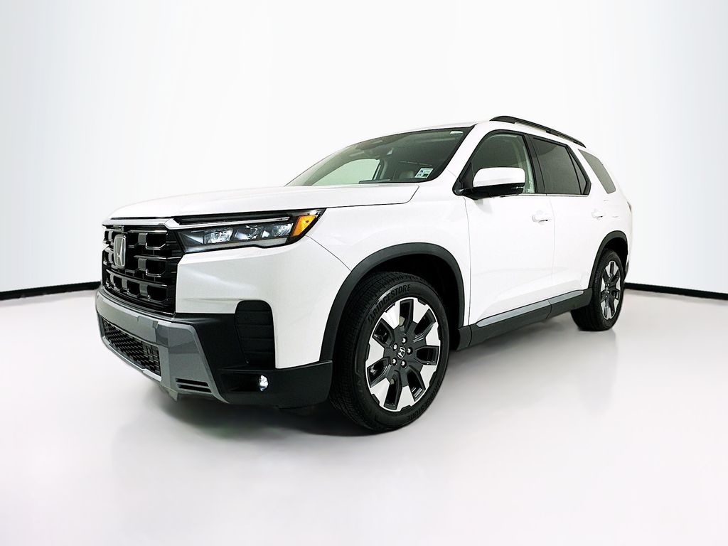 2026 Honda Pilot Touring AWD's photo