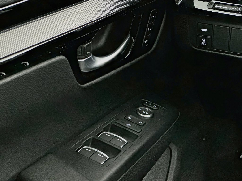 2024 Honda CR-V EX-L - Photo 16