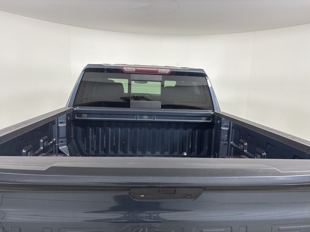 2020 Chevrolet Silverado 1500 RST photo 3