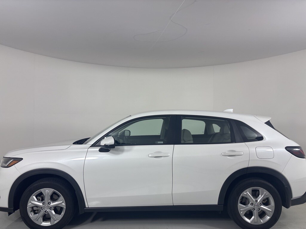 2023 Honda HR-V LX 2WD photo 3
