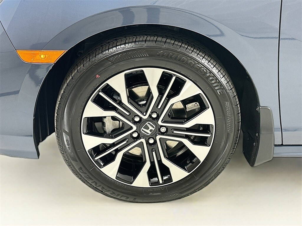 New 2026 Honda Odyssey Elite Van Passenger