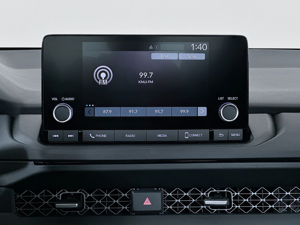 2025 Honda Accord SE - Photo 23