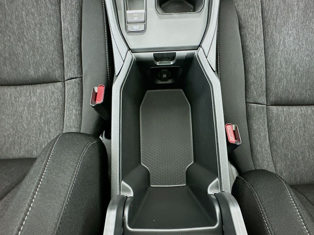 2025 Honda Accord SE - Photo 16