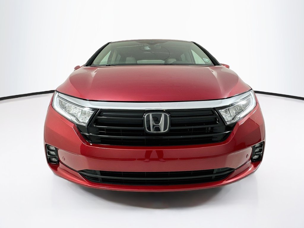 2024 Honda Odyssey Touring - Photo 2