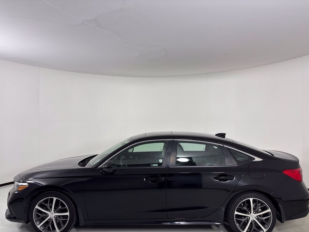 Used 2024 Honda Civic Touring Sedan