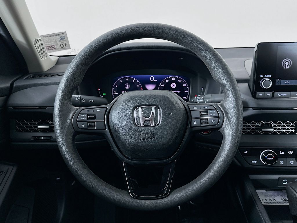 2025 Honda Accord SE - Photo 17