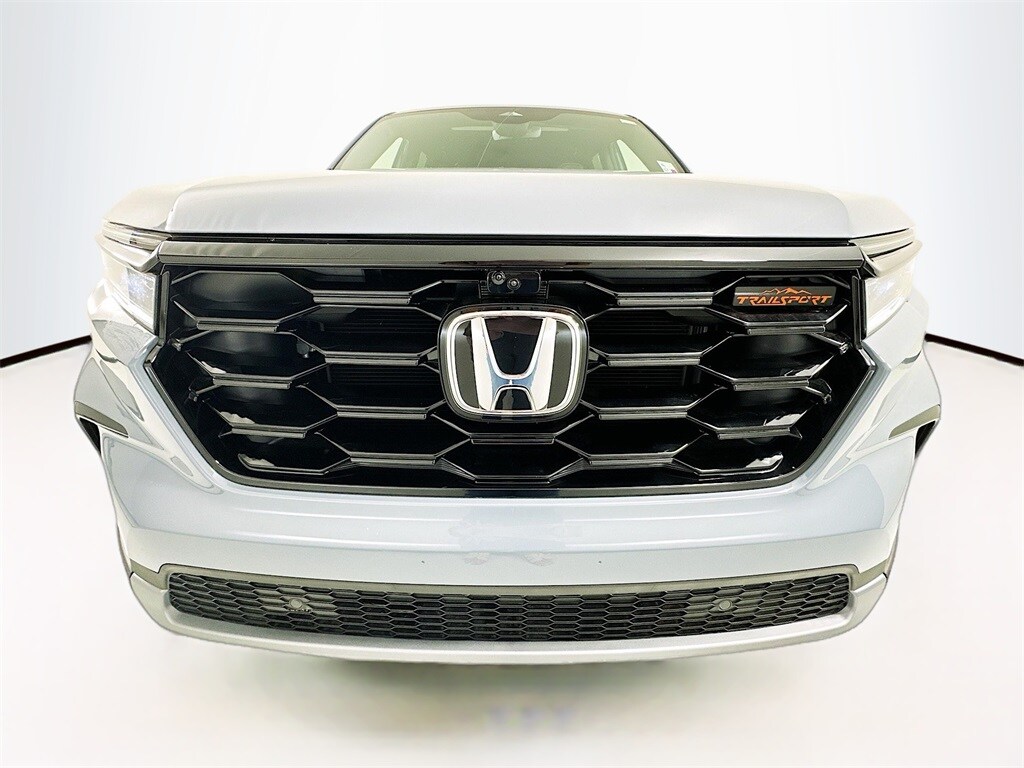 2025 Honda Pilot TrailSport photo 3