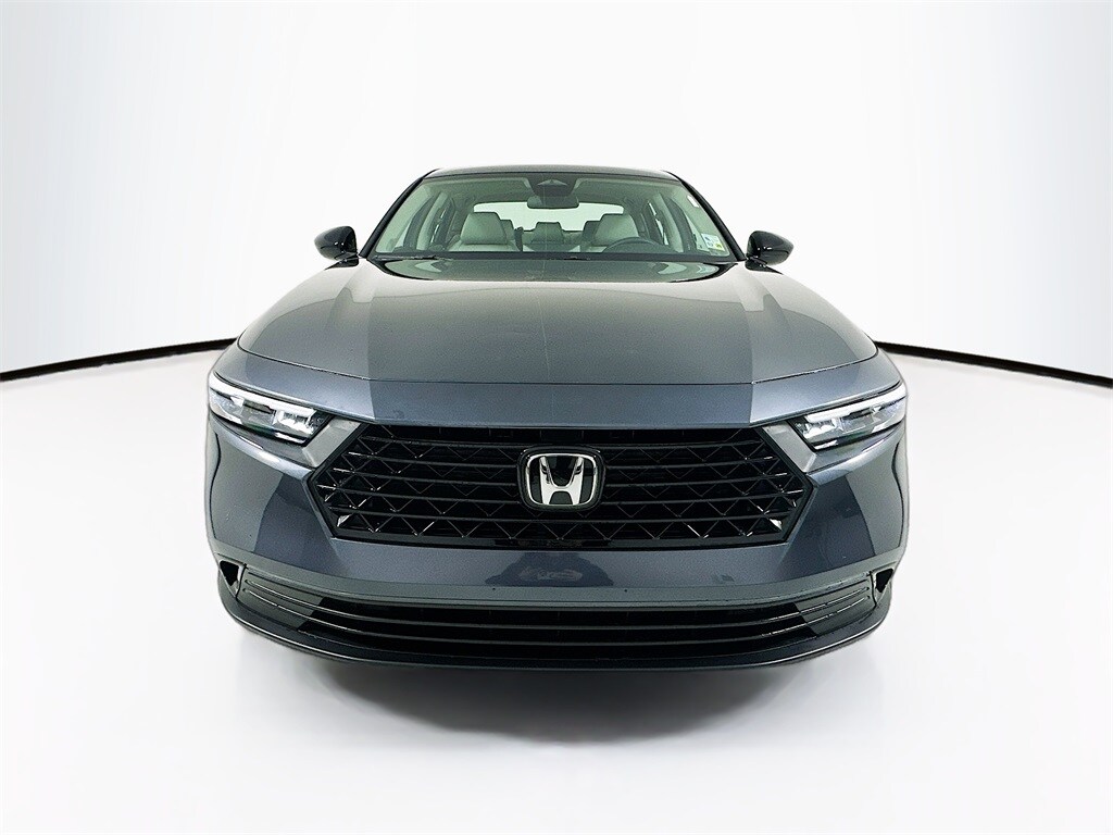 2025 Honda Accord SE photo 2
