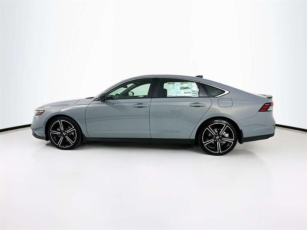 2025 Honda Accord Sport photo 2