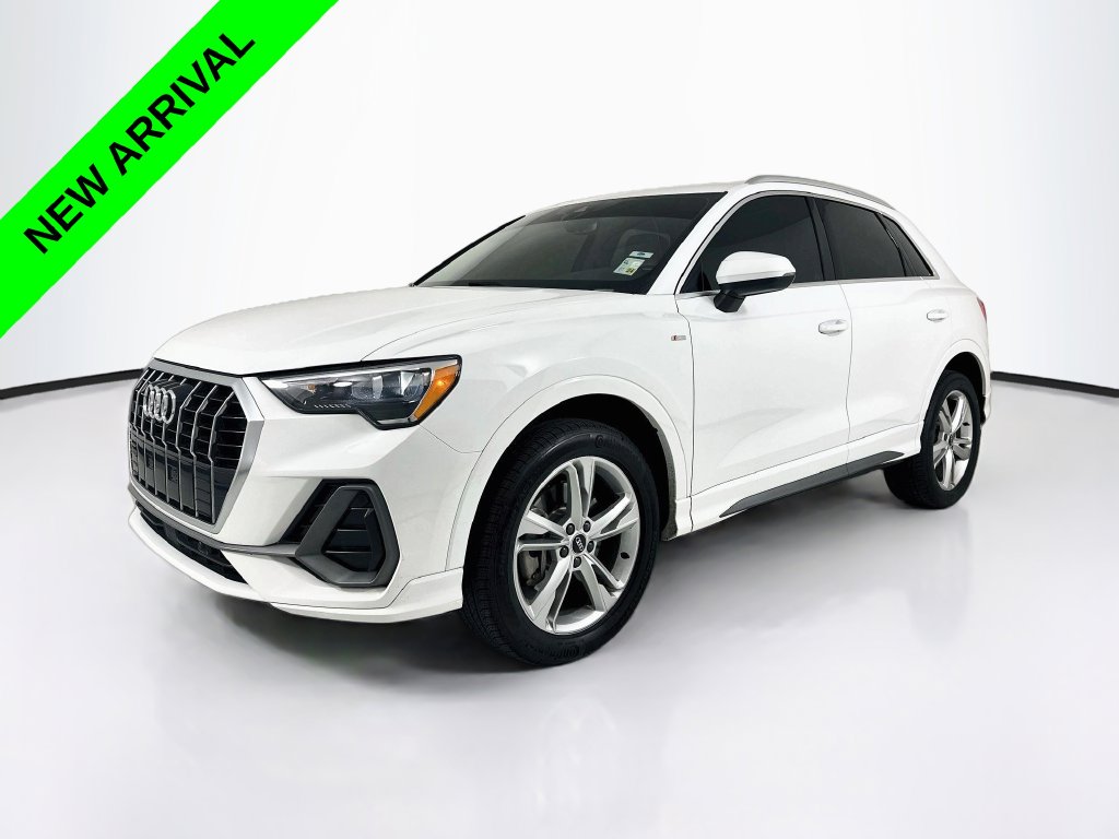 2022 Audi Q3