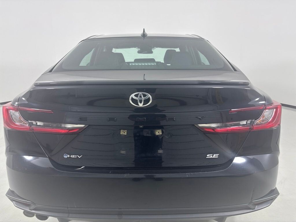 Used 2025 Toyota Camry SE Sedan
