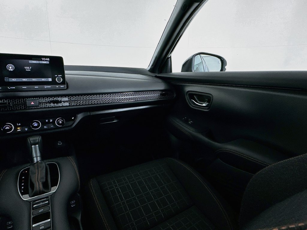2025 Honda HR-V Sport - Photo 21