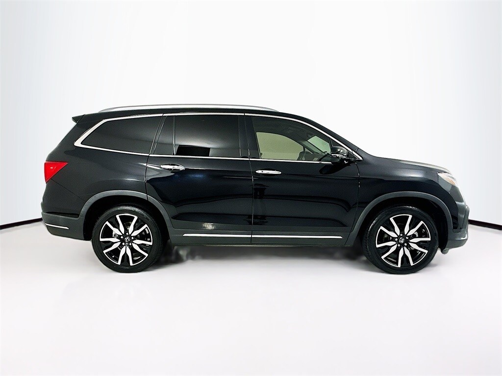 2022 Honda Pilot Touring photo 4