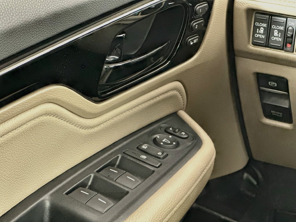 2024 Honda Odyssey Touring - Photo 13