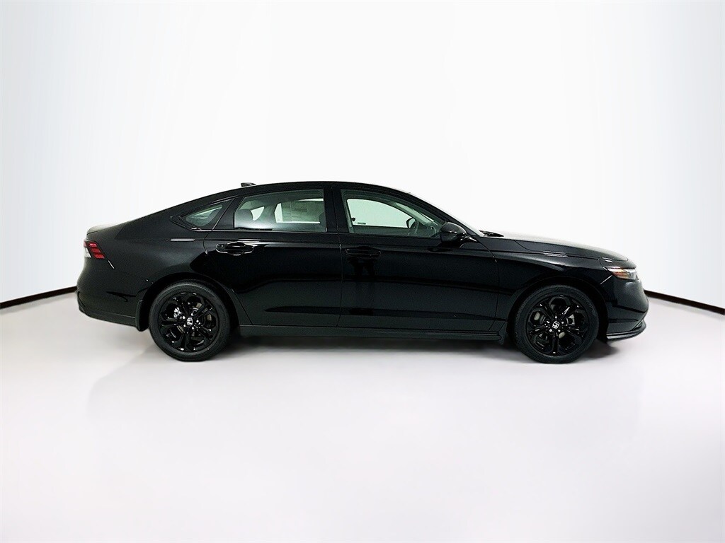 2025 Honda Accord SE photo 4