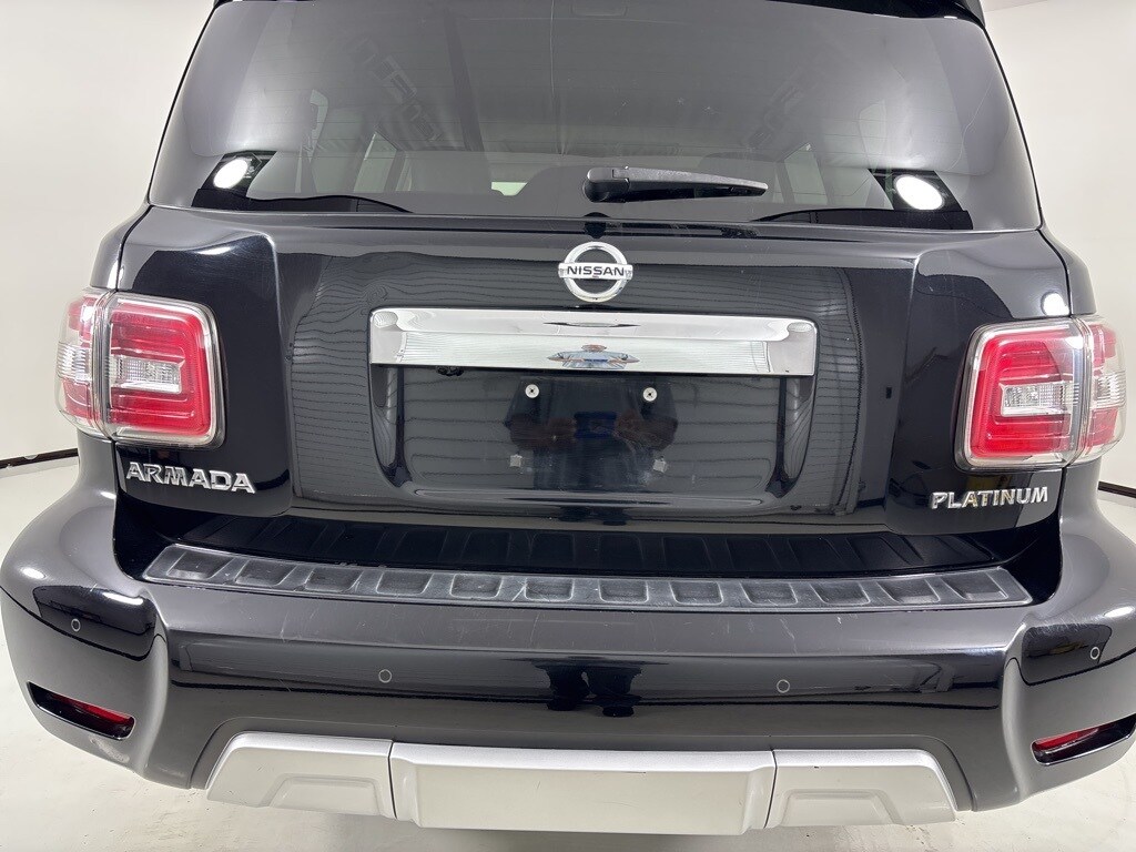2018 Nissan Armada Platinum photo 2