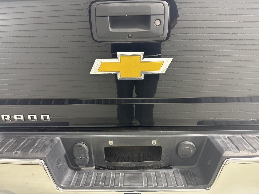 Used 2017 Chevrolet Silverado 1500 LT w/1LT Truck Crew Cab