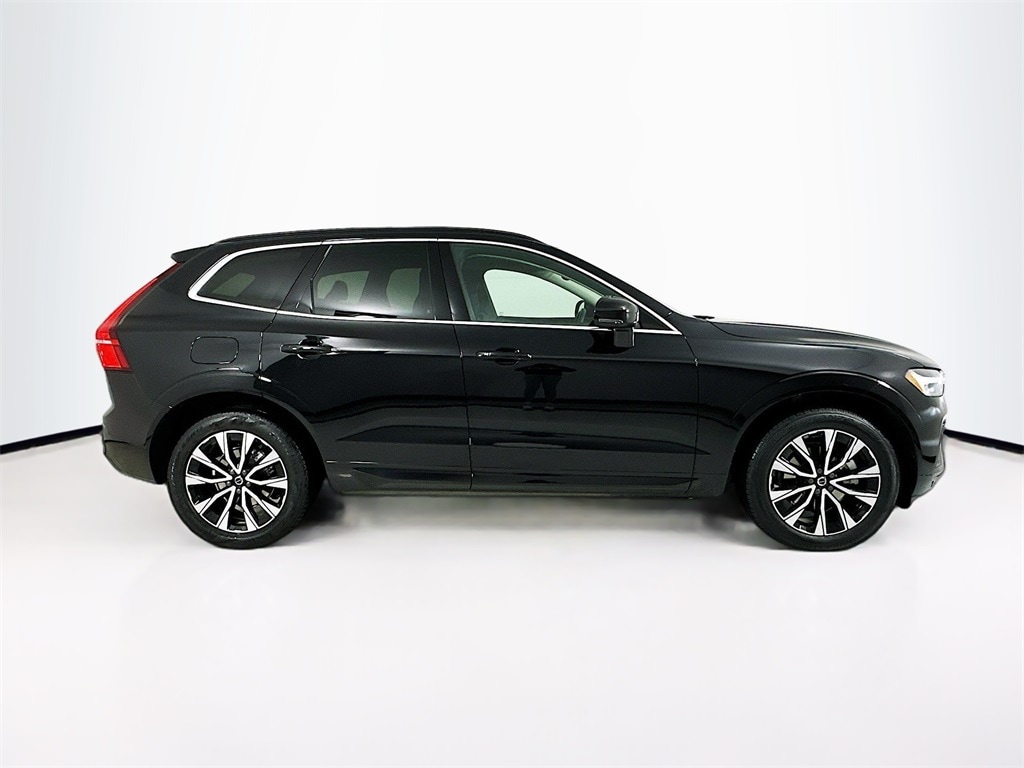 Used 2023 Volvo XC60 B5 FWD Core SUV