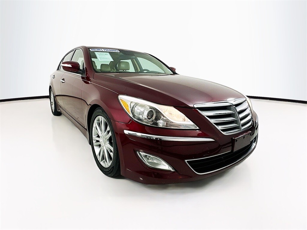 2012 Hyundai Genesis 3.8 photo 3