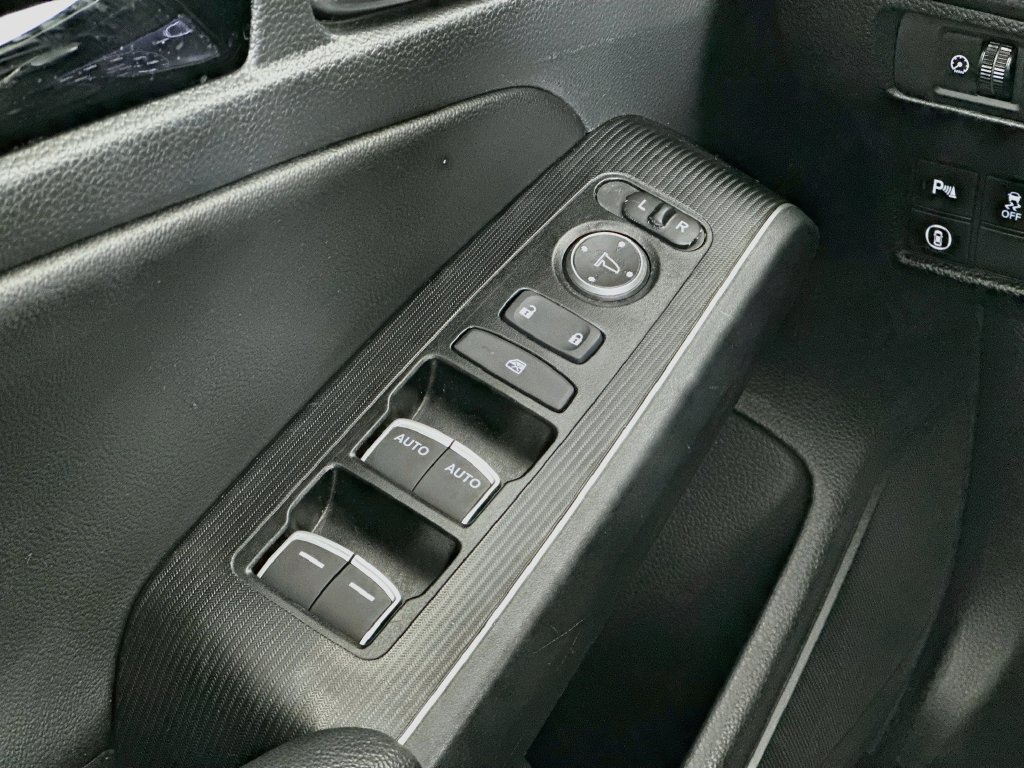 2024 Honda Civic Touring - Photo 16