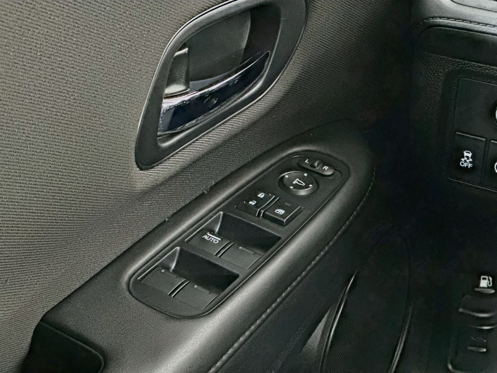 2020 Honda HR-V Sport - Photo 13