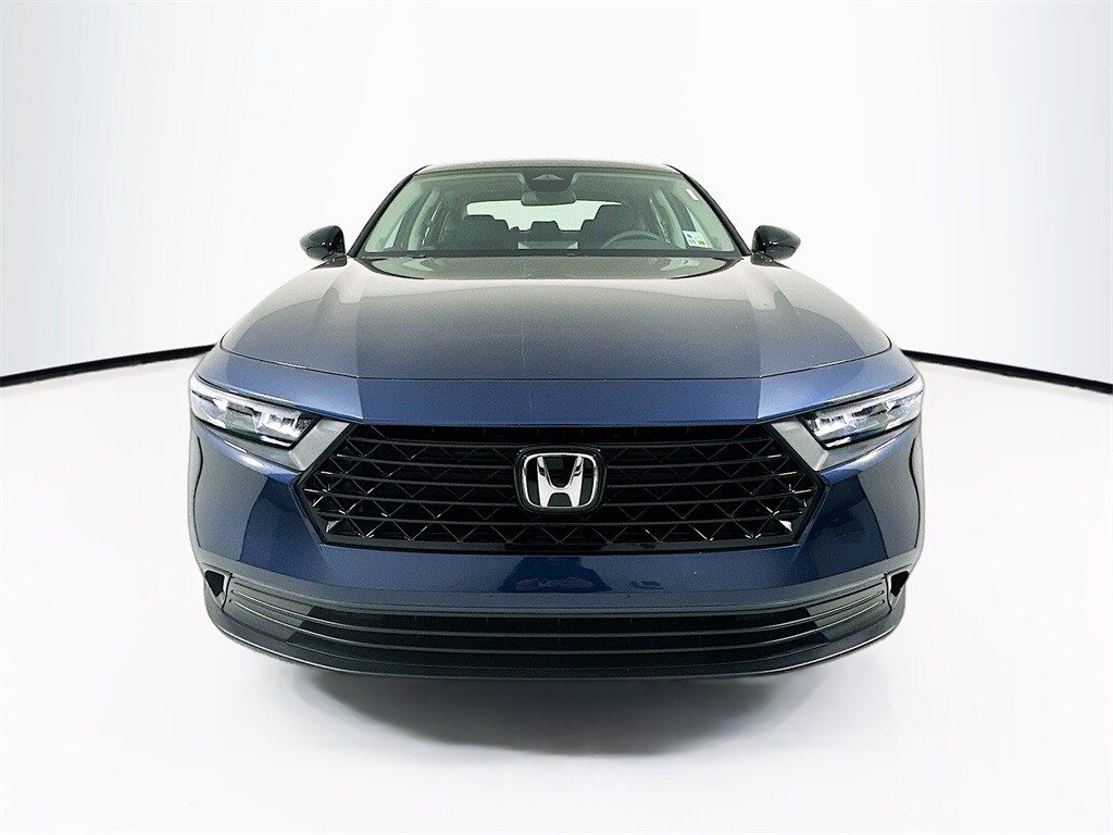 2025 Honda Accord SE photo 2