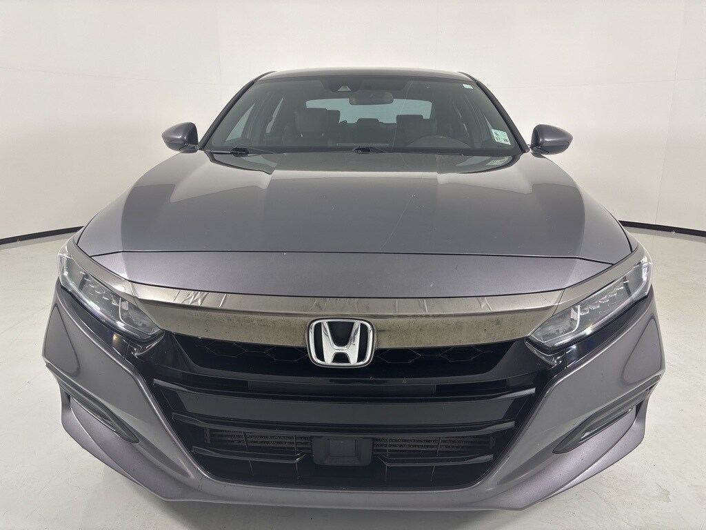 2019 Honda Accord Sport photo 2