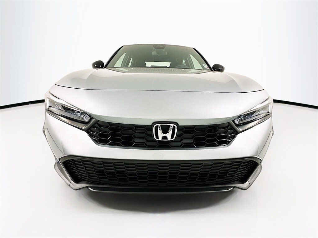 2026 Honda Civic Sport photo 3