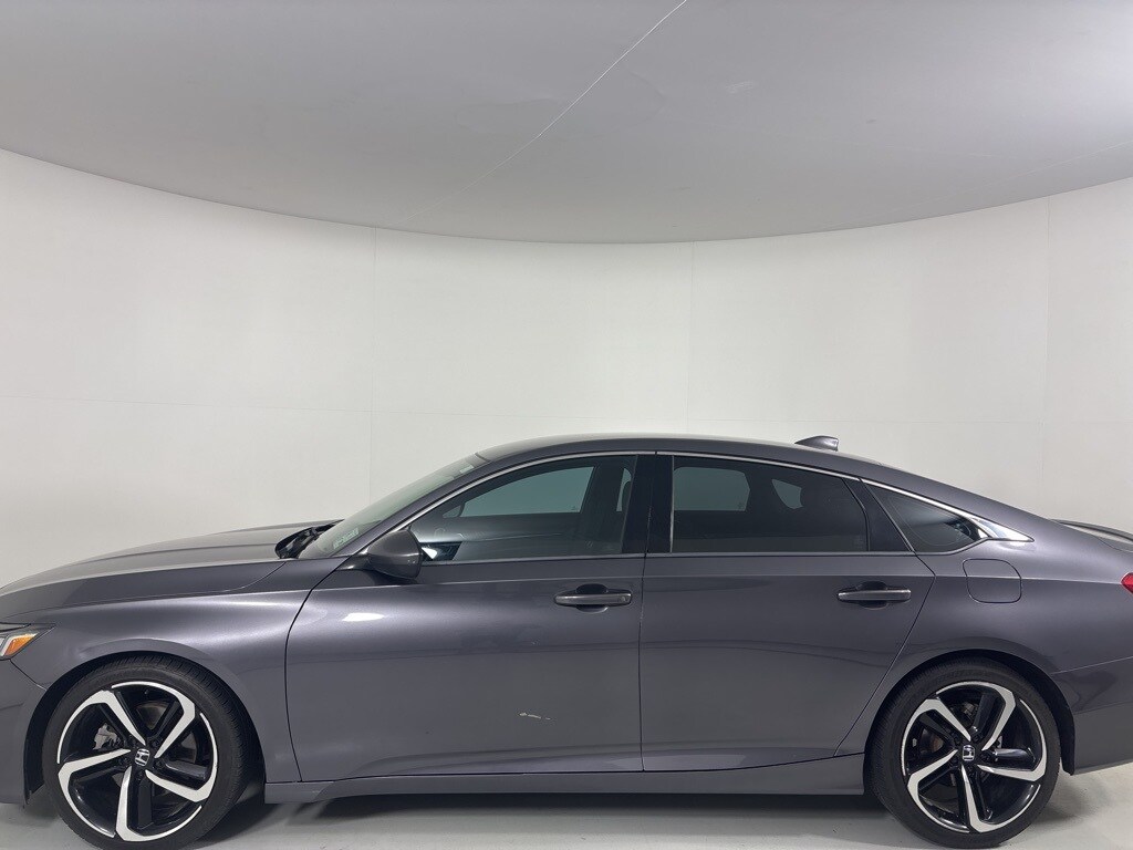 2019 Honda Accord Sport photo 3