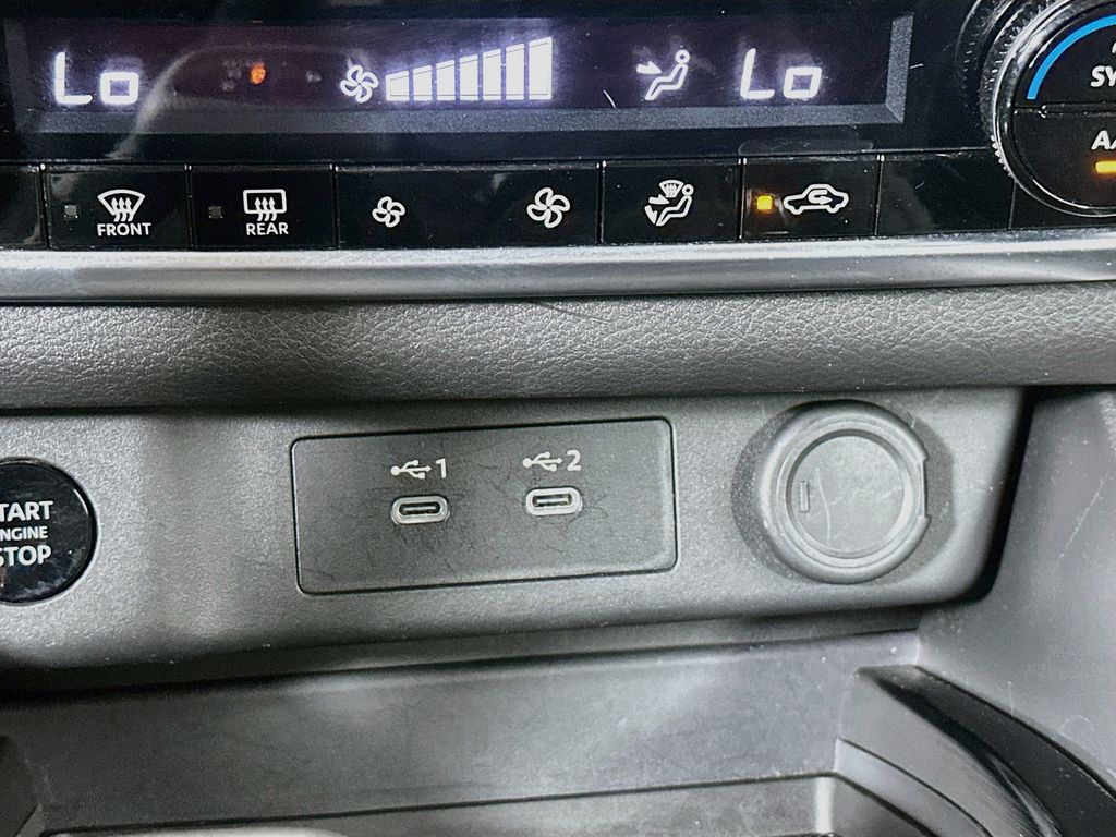 2025 Nissan Rogue SV - Photo 21