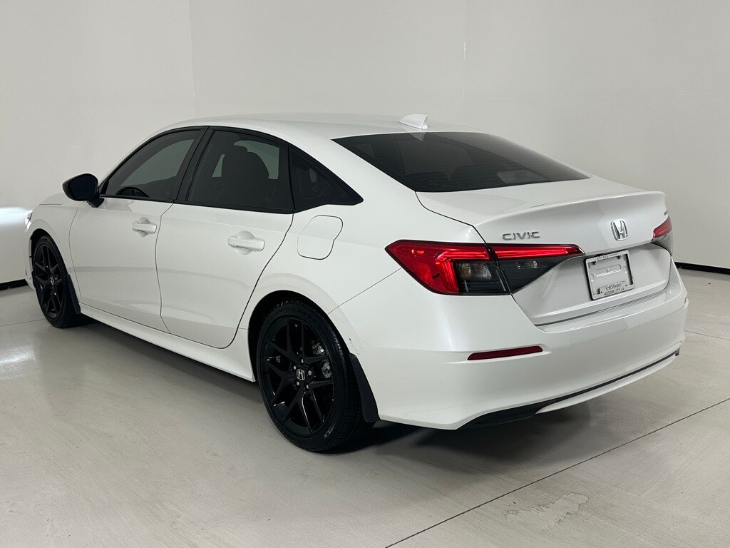 2024 Honda Civic Sport photo 2