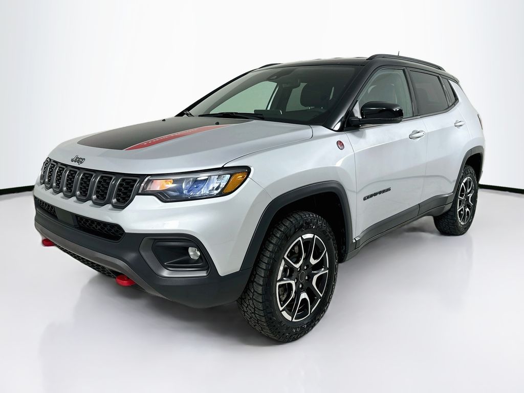 Silver Zynith 2025 Jeep Compass Trailhawk 4WD SUV / Crossover Four-Wheel Drive 8-Speed Automatic