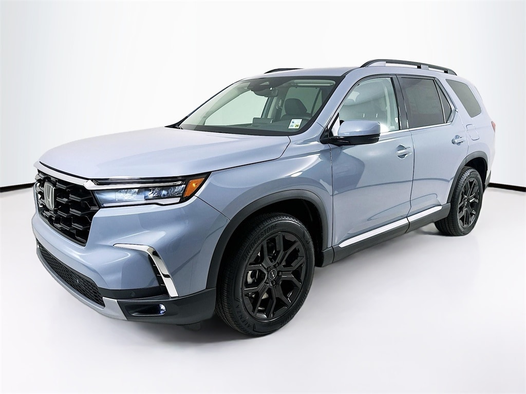 2025 Honda Pilot Touring's photo