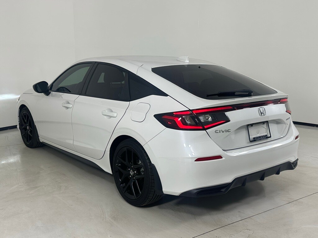 2025 Honda Civic Sport Hatchback photo 2