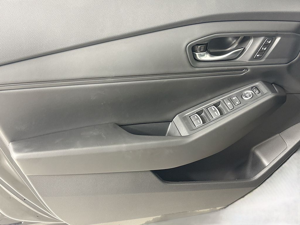 2026 Honda Accord Hybrid EX-L - Photo 21