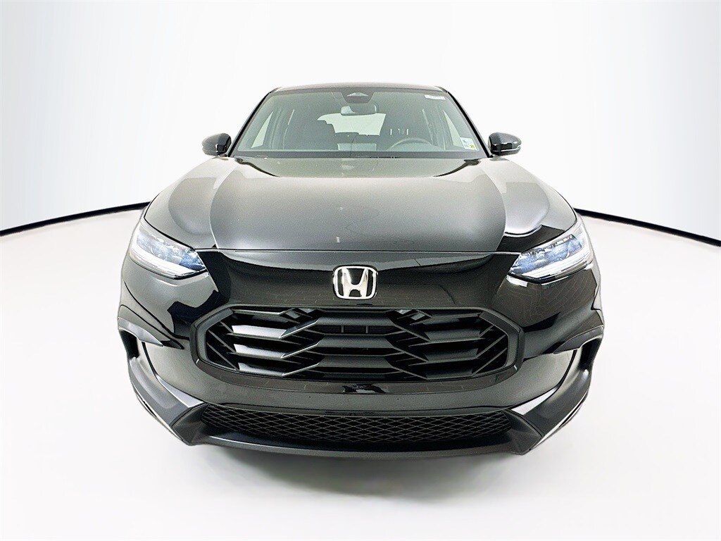 2026 Honda HR-V Sport photo 3
