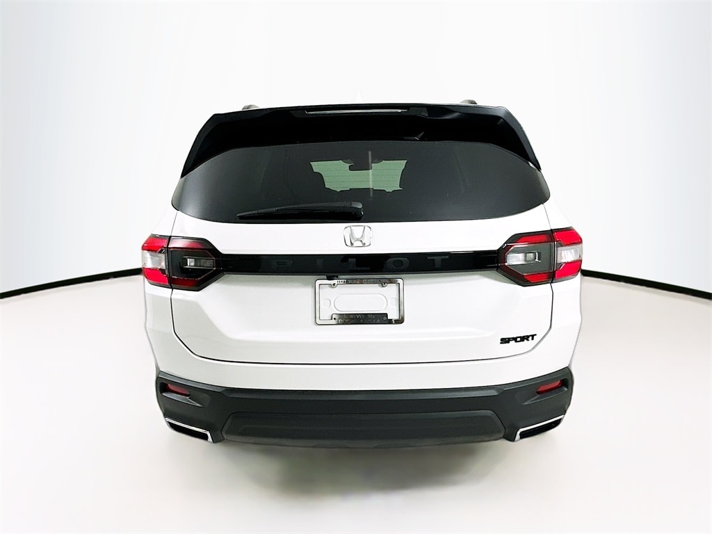 New 2025 Honda Pilot Sport SUV