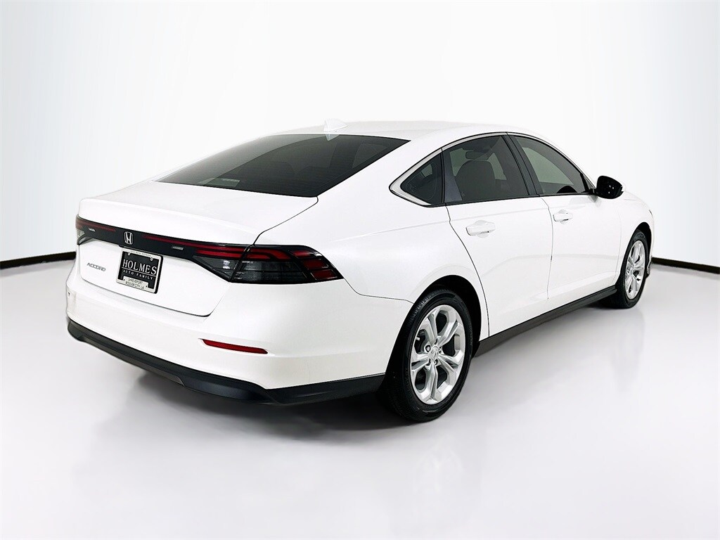 2024 Honda Accord LX photo 3