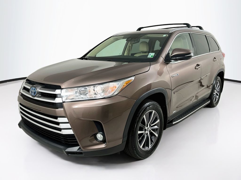 Walnut 2019 Toyota Highlander Hybrid SUV / Crossover All-Wheel Drive Continuously Variable Transmission