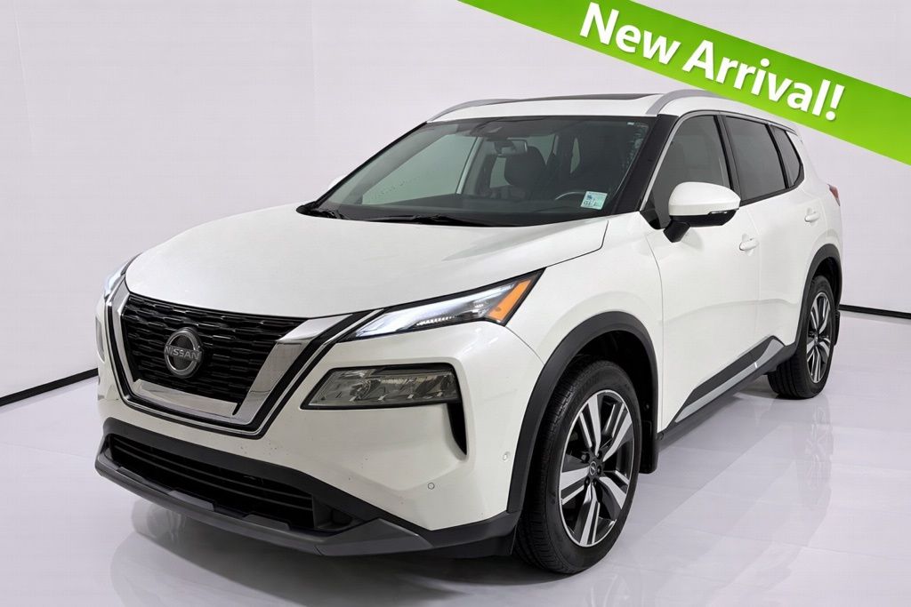 Pearl White Tricoat 2023 Nissan Rogue SL FWD SUV / Crossover Front-Wheel Drive Continuously Variable Transmission