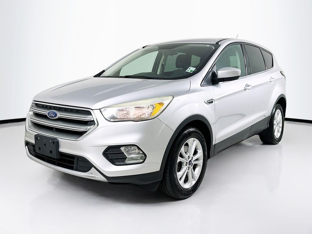 2017 Ford Escape SE's photo