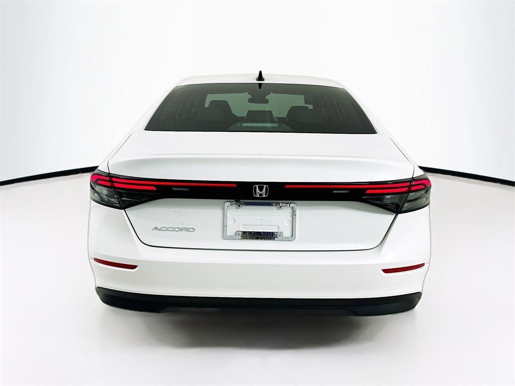 New 2025 Honda Accord SE Sedan