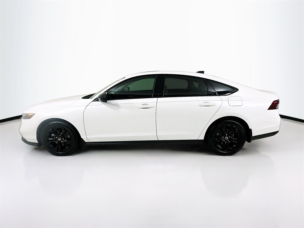 2025 Honda Accord SE photo 2