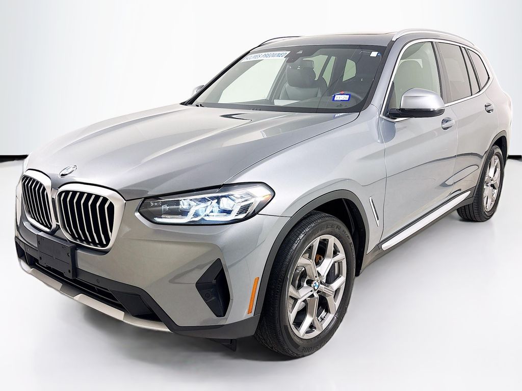 2023 BMW X3 sDrive30i's photo