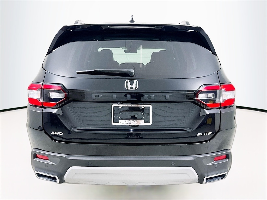 Used 2023 Honda Pilot Elite SUV