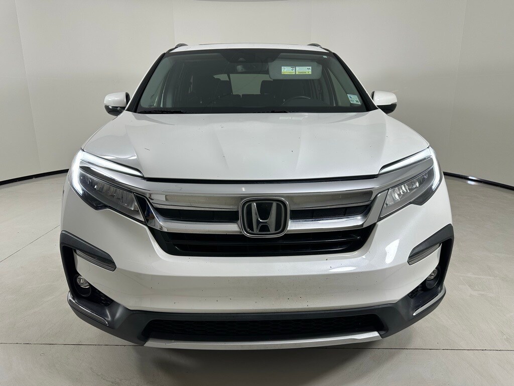 2022 Honda Pilot Touring photo 2