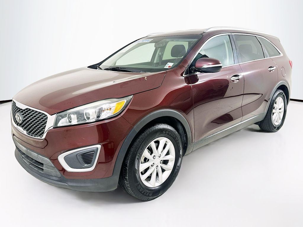 2017 Kia Sorento LX AT's photo