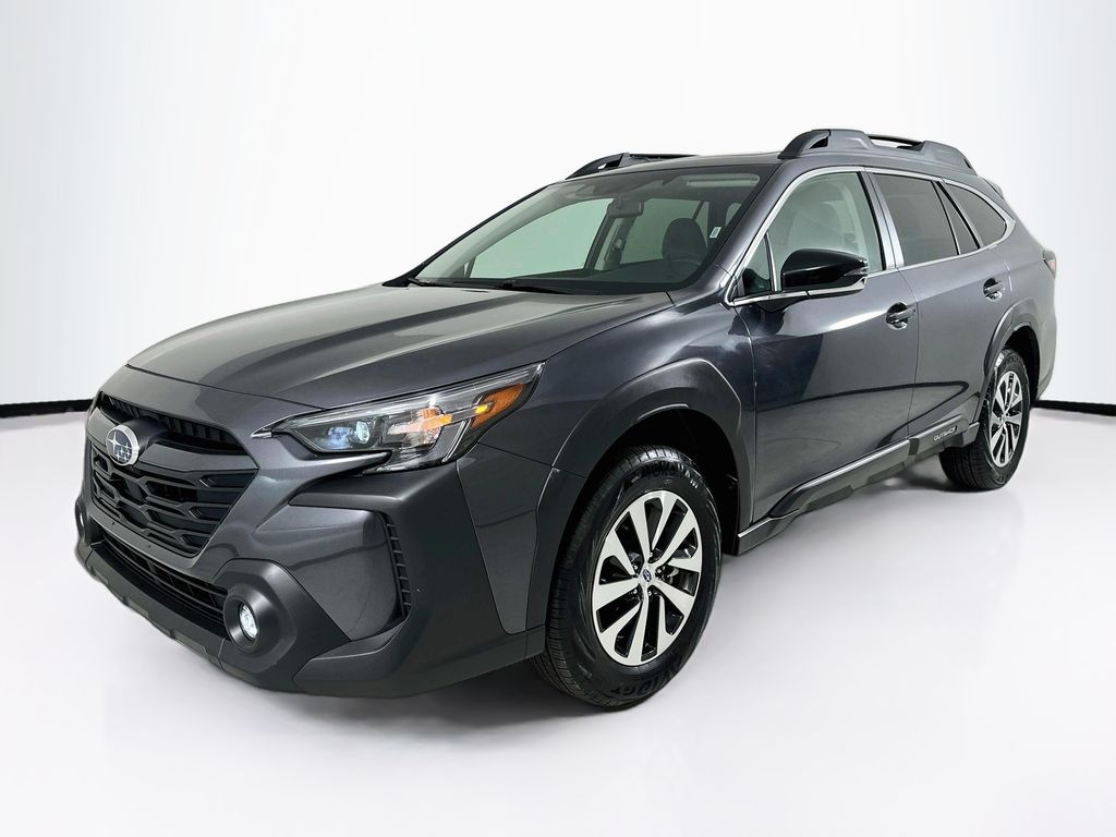 2025 Subaru Outback Premium's photo