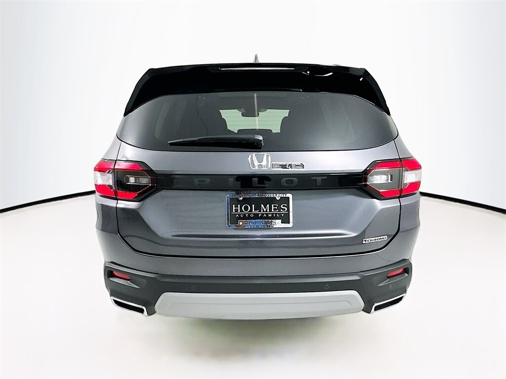 2025 Honda Pilot Touring photo 4