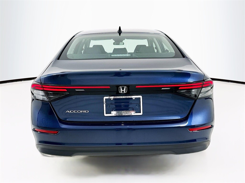 2025 Honda Accord SE photo 4